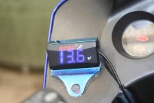 Voltmeter a1.jpg